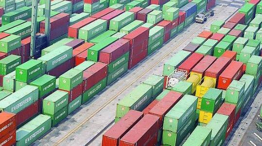 1-10月，物流業(yè)總收入8.4萬(wàn)億元，同比增長(zhǎng)0.9%
